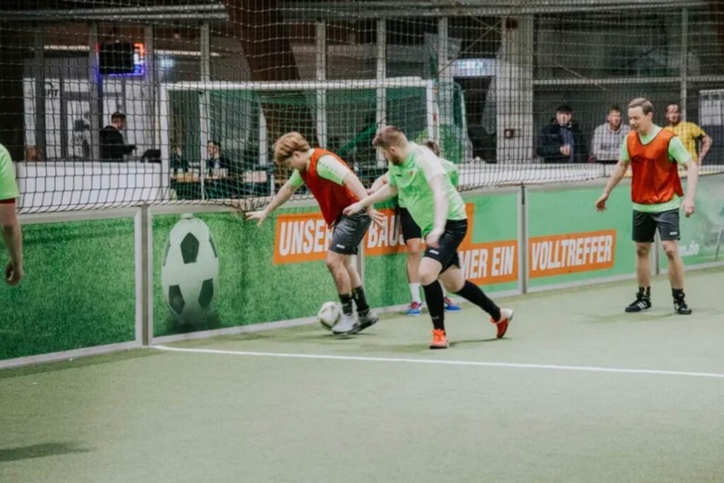 Indoor Soccer für Firmen und Teams in Kiel
